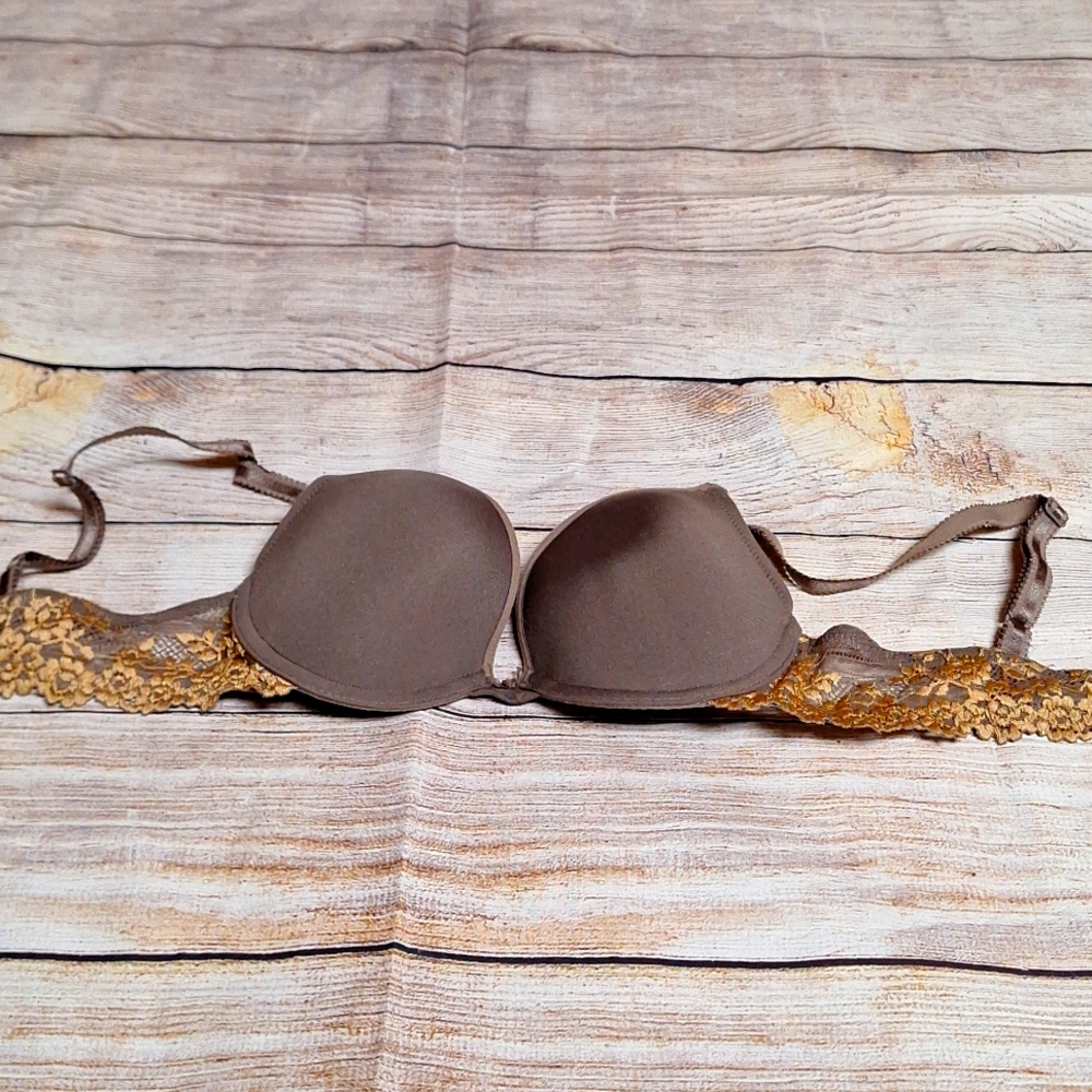 Wacoal bra taupe 32c